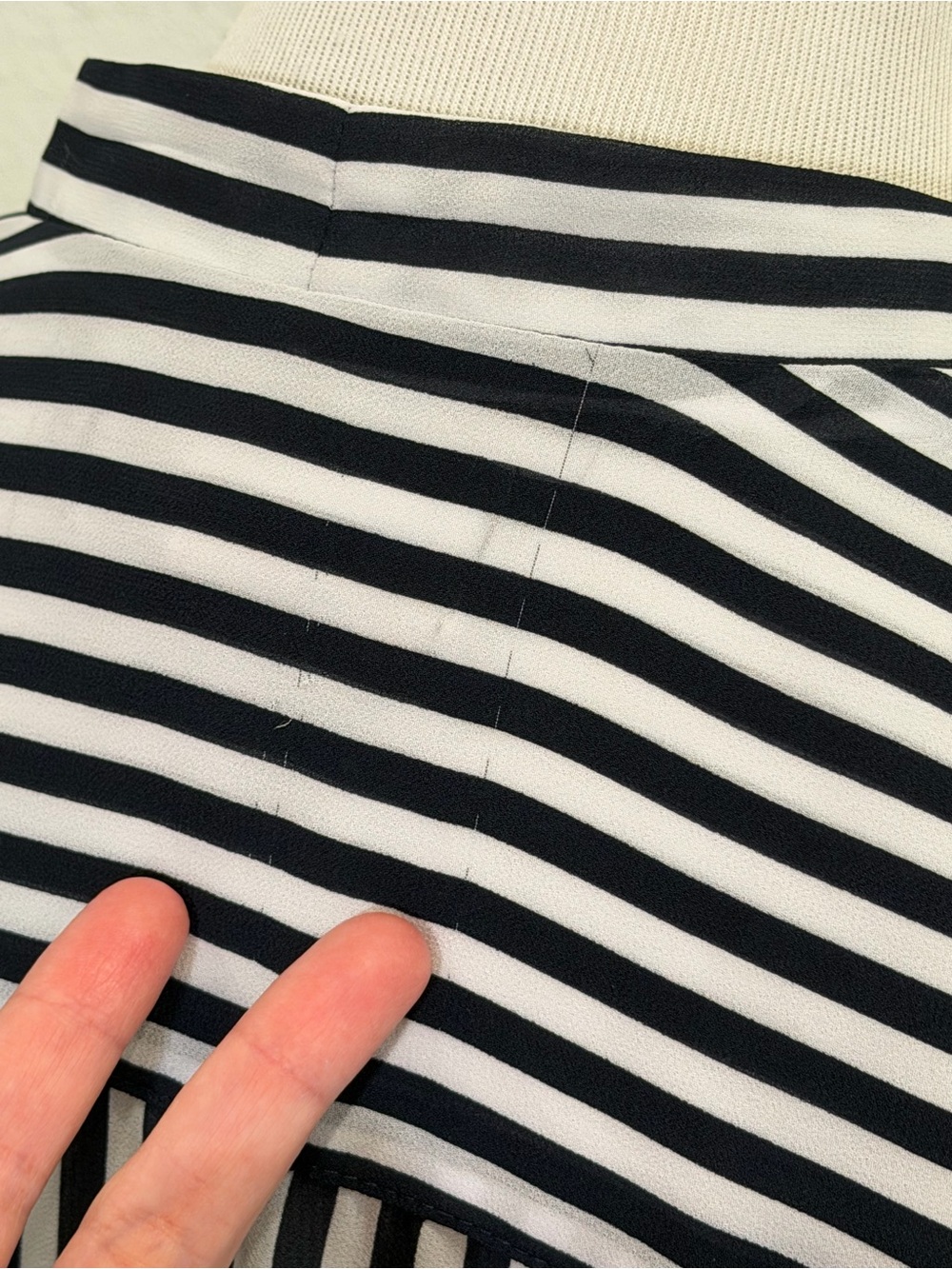 MICHAEL Michael Kors Draped Wrap Front Top XS Black White Stripe Blouse Tunic MK - Picture 5 of 7